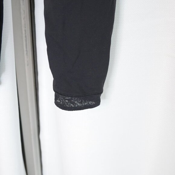 Lululemon Sole Training 7/8 Black Tight Leggings Sz 4 - Picture 8 of 10